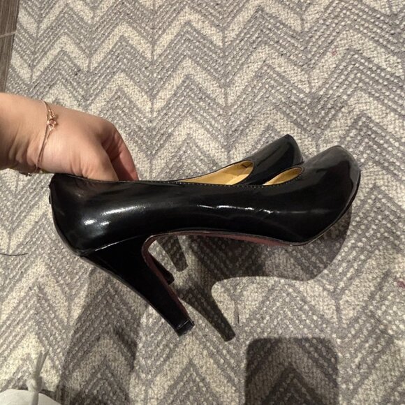 Black Patent Leather Heels - Picture 5 of 10